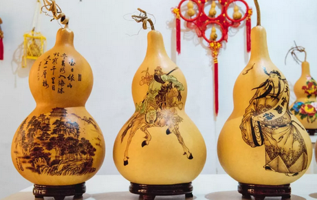 葫蘆為什么能賣到3000元以上？葫蘆激光打標(biāo)機(jī)