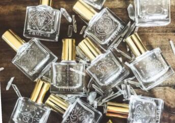 香水瓶激光雕刻機，屬于你獨特的味道